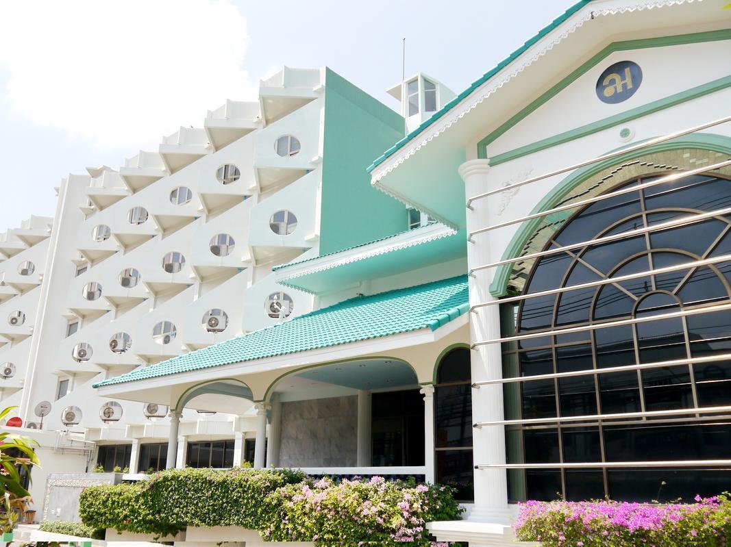 Lertnimit Hotel Chaiyaphum Ngoại thất bức ảnh