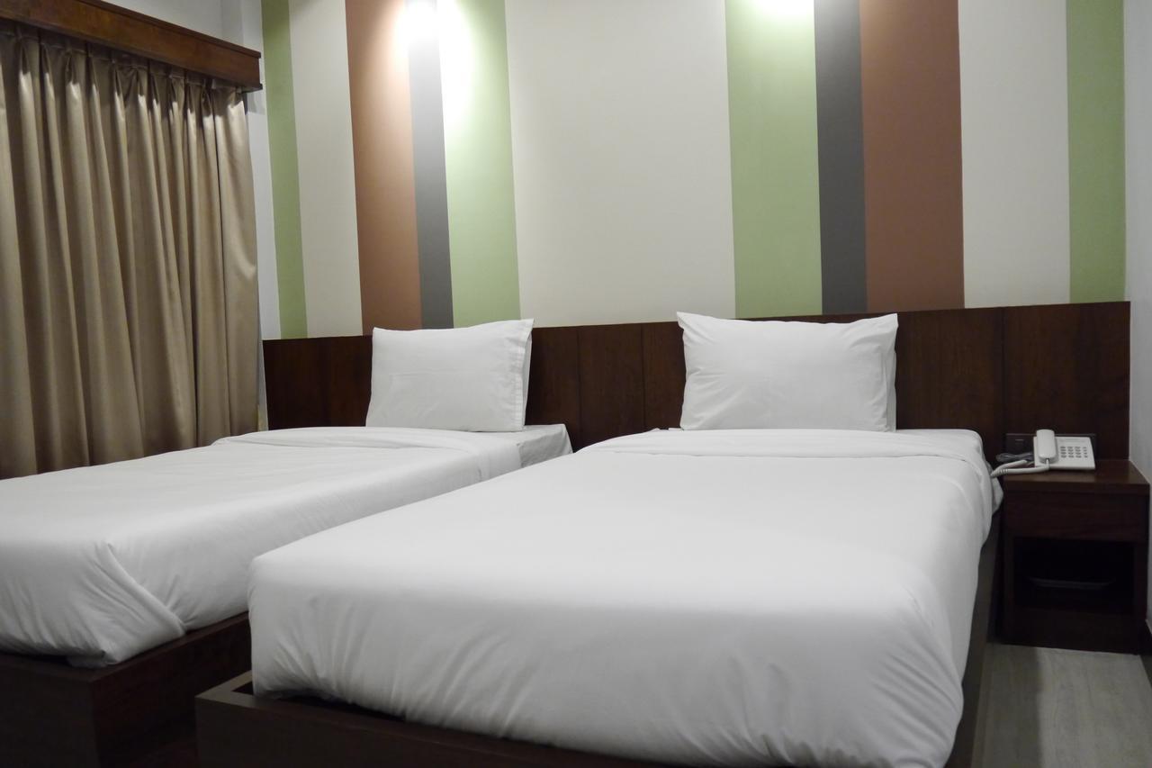 Lertnimit Hotel Chaiyaphum Ngoại thất bức ảnh
