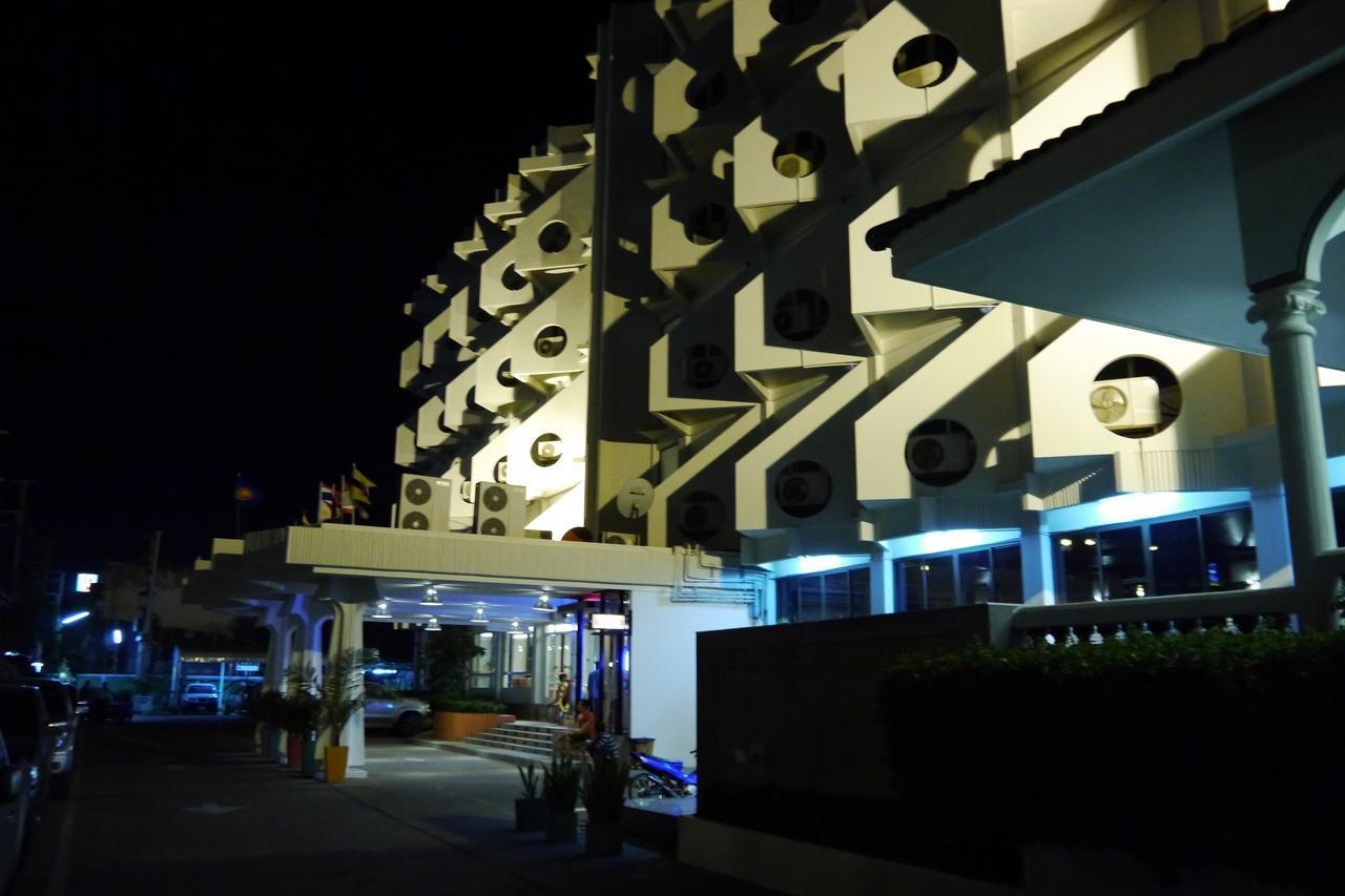 Lertnimit Hotel Chaiyaphum Ngoại thất bức ảnh